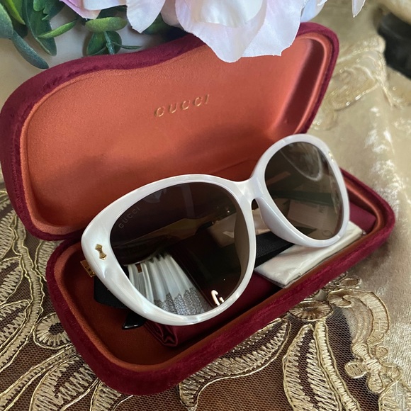 Gucci Accessories - Gucci 53mm cat eye sunglasses